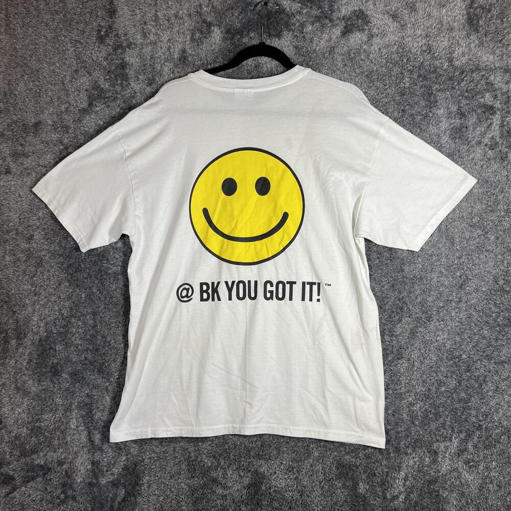 Hanes Shirt Mens L White Smiley Back Graphic Heavyweight 50/50 Cotton Polyester